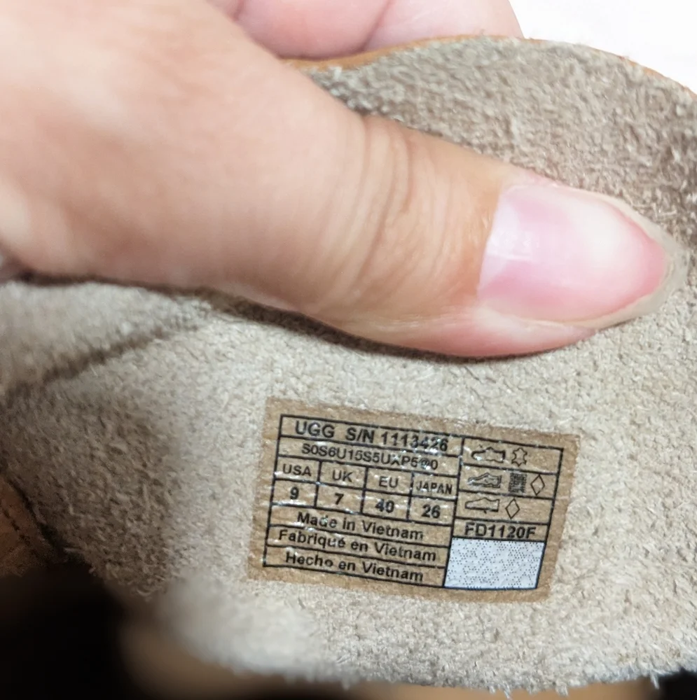 UGG Kingsburg Leopard Boots